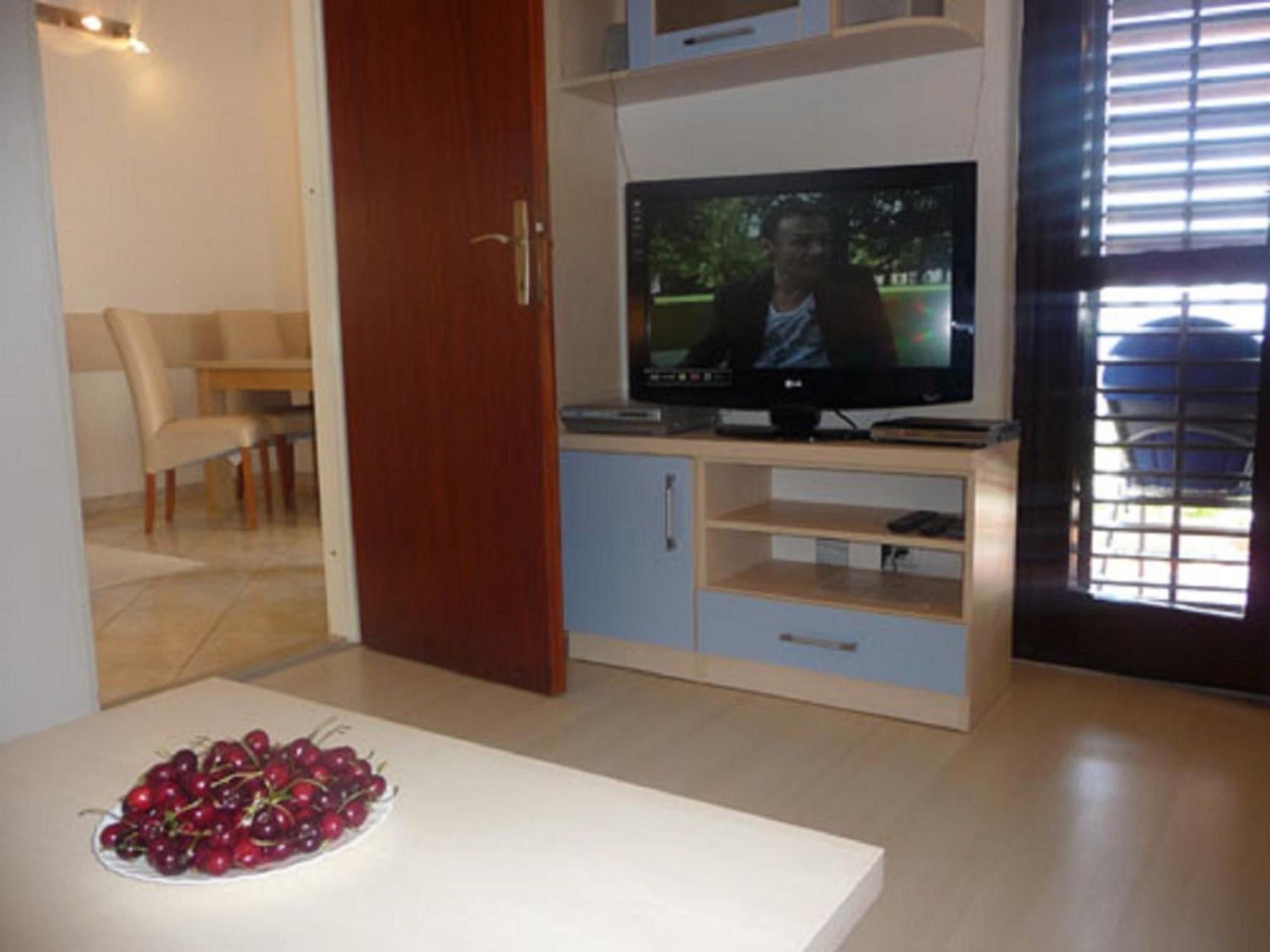 Apartments Lavica Podstrana Habitación foto